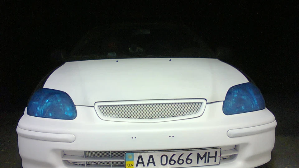 Honda Civic Hatchback Montana Snow white мат 2