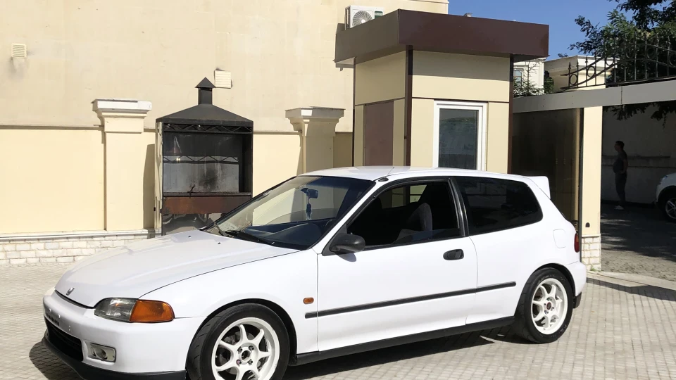 Honda Civic Hatchback Nowayracing 4