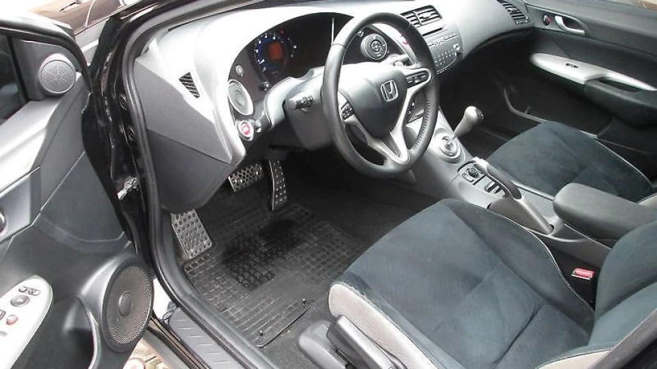 Honda Civic Hatchback овоче-космоліт 2