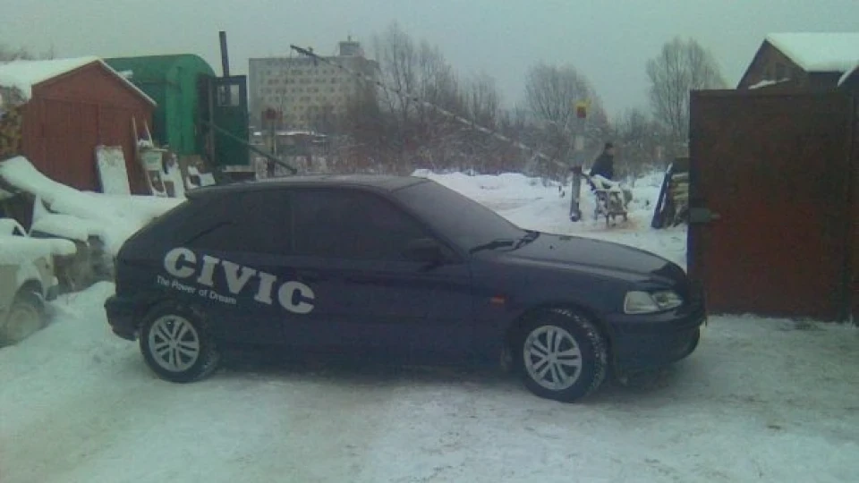 Honda Civic Hatchback по колу тонована 2