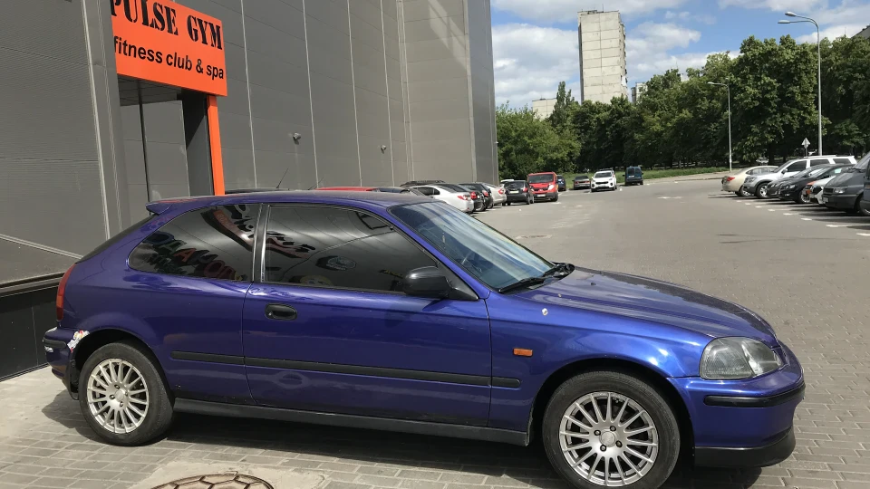 Honda Civic Hatchback Синій Томат 2