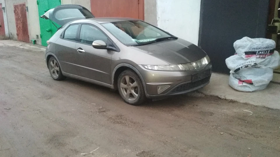 Honda Civic Hatchback Шивик 3