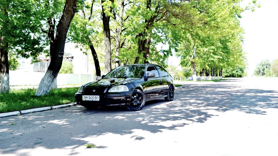 Honda Civic Hatchback Sivka Burka 3