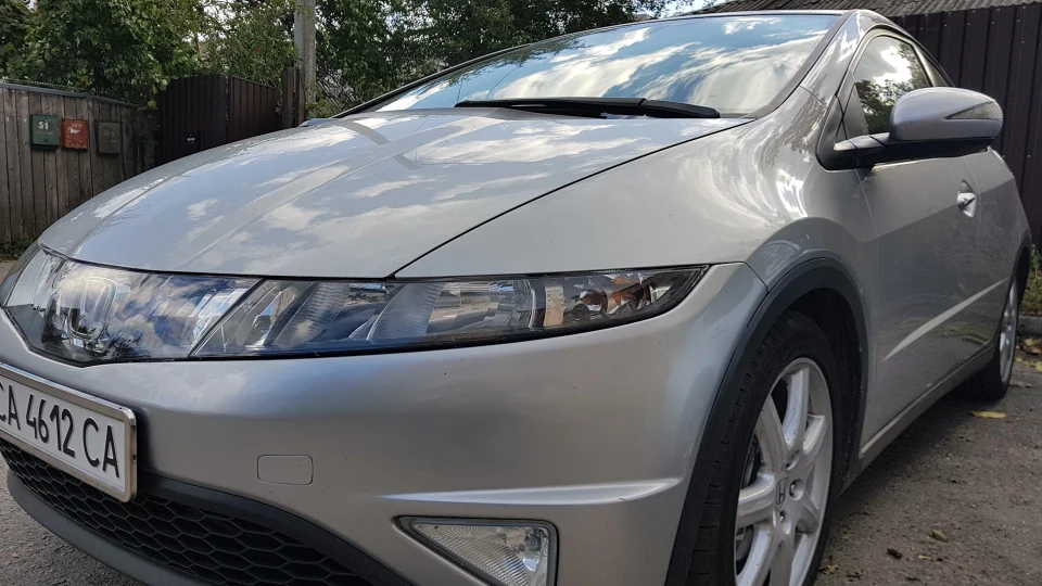Honda Civic Hatchback Сивка-Бурка 2