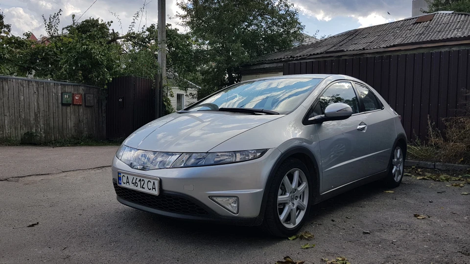 Honda Civic Hatchback Сивка-Бурка 5