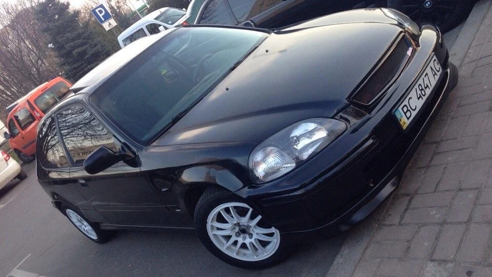 Honda Civic Hatchback Тапка 2
