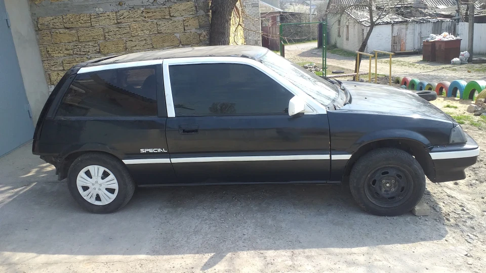Honda Civic Hatchback таврія на ультрах 3
