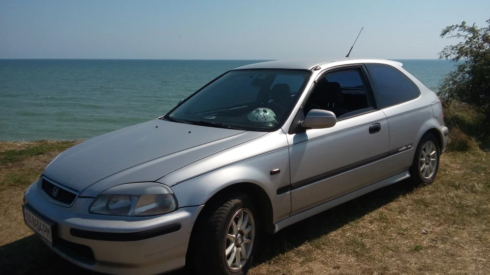 Honda Civic Hatchback Twist 2