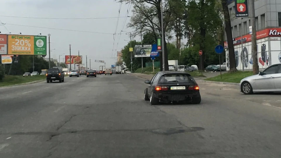 Honda Civic Hatchback Знищувач асфальту 2