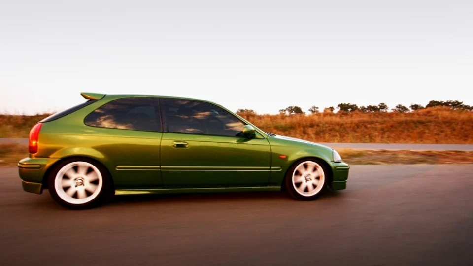 Honda Civic Hatchback VERT ABSINTHE on BBS RS 4