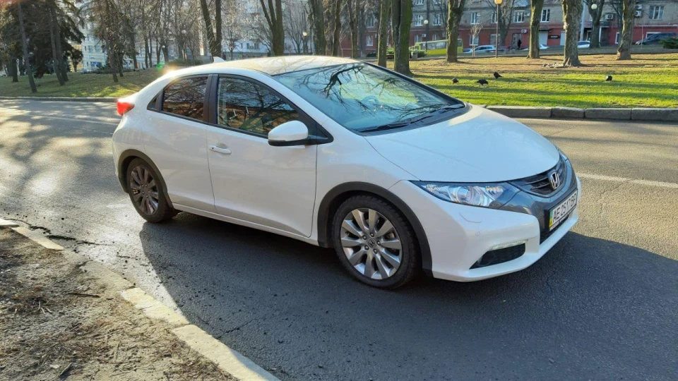 Honda Civic Hatchback WhiteShark 5