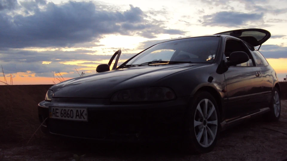 Honda Civic Hatchback хетч redliners.ua 2