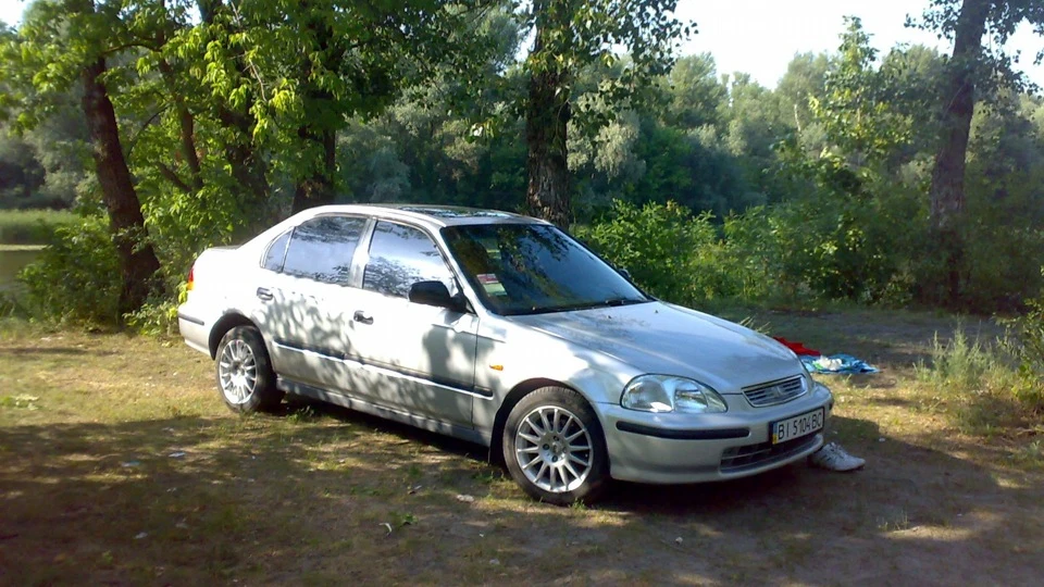 Honda Civic Hatchback Хом'як