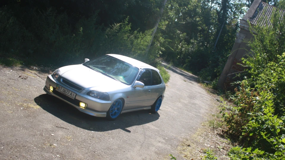 Honda Civic Hatchback ДОБРА ЧЕРТІВКА 3