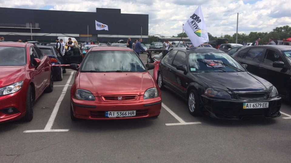 Honda Civic Hatchback Запальничка 3