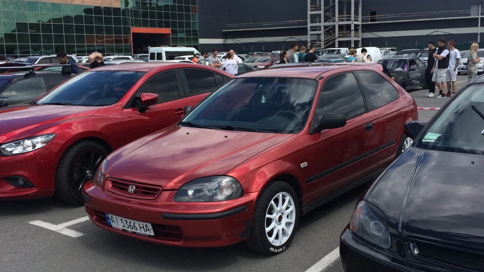 Honda Civic Hatchback Запальничка 4