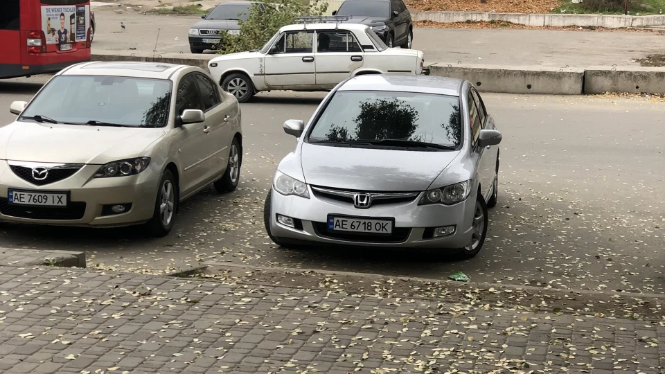 Honda Civic Hybrid 2