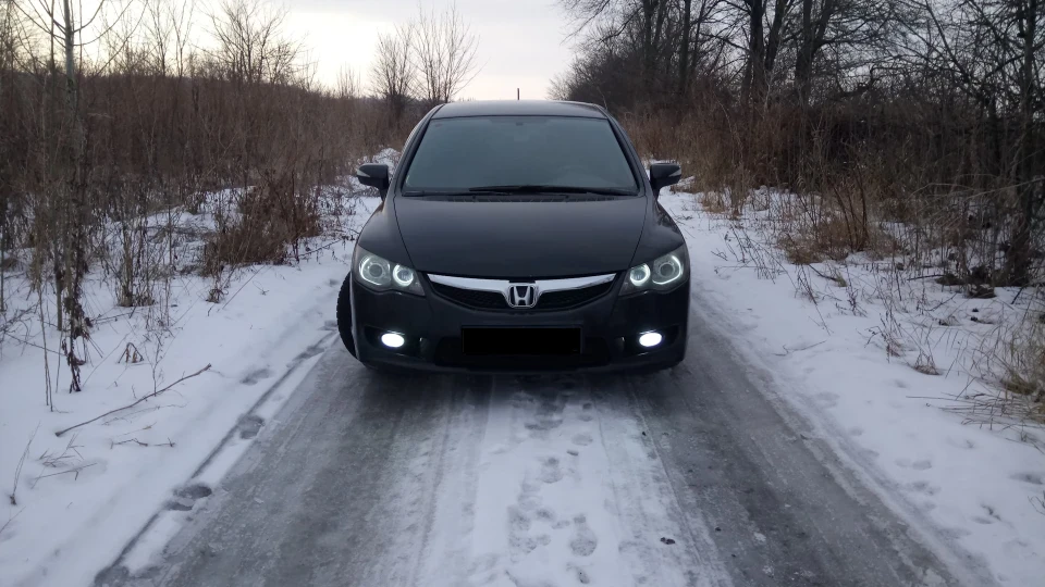 Honda Civic Hybrid 3