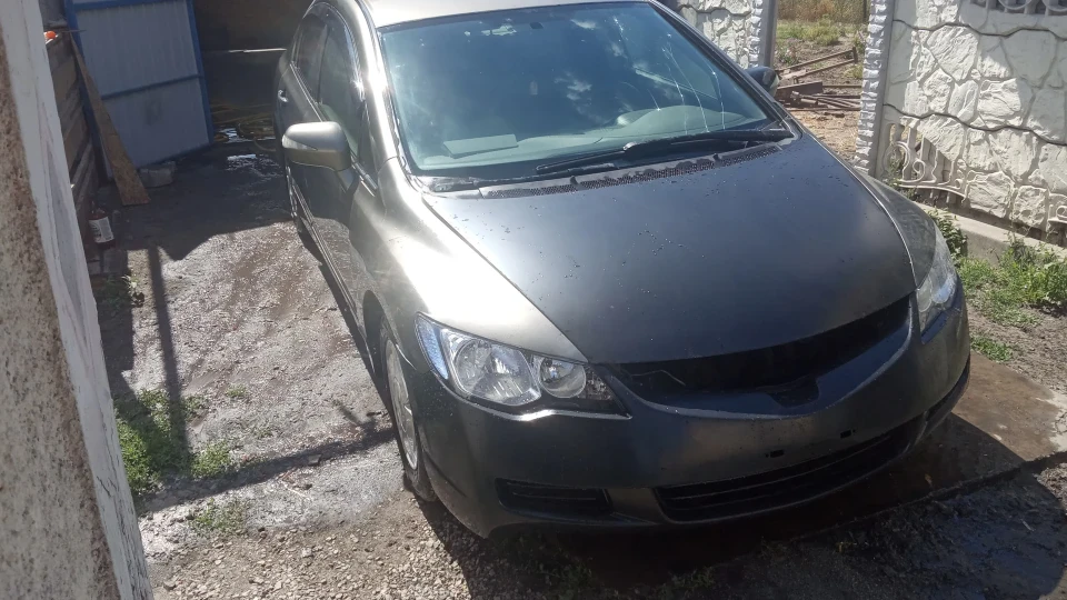 Honda Civic Hybrid 2