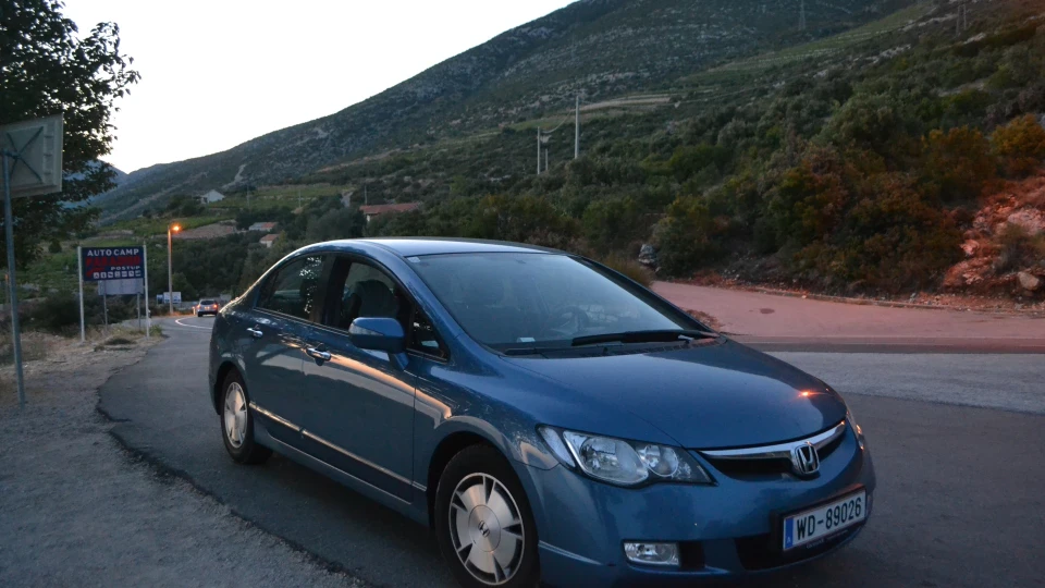 Honda Civic Hybrid EcoSpirit 2