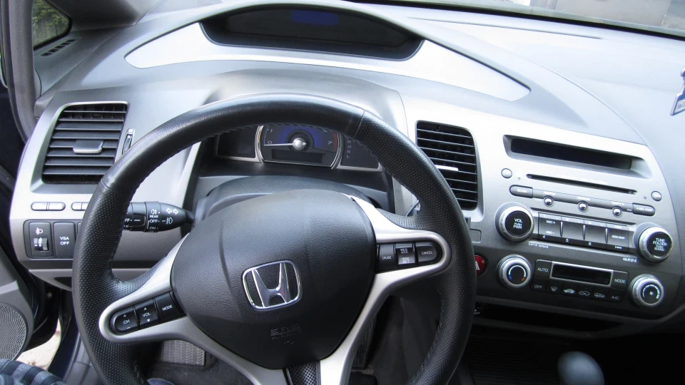 Honda Civic Hybrid EcoStyle 4