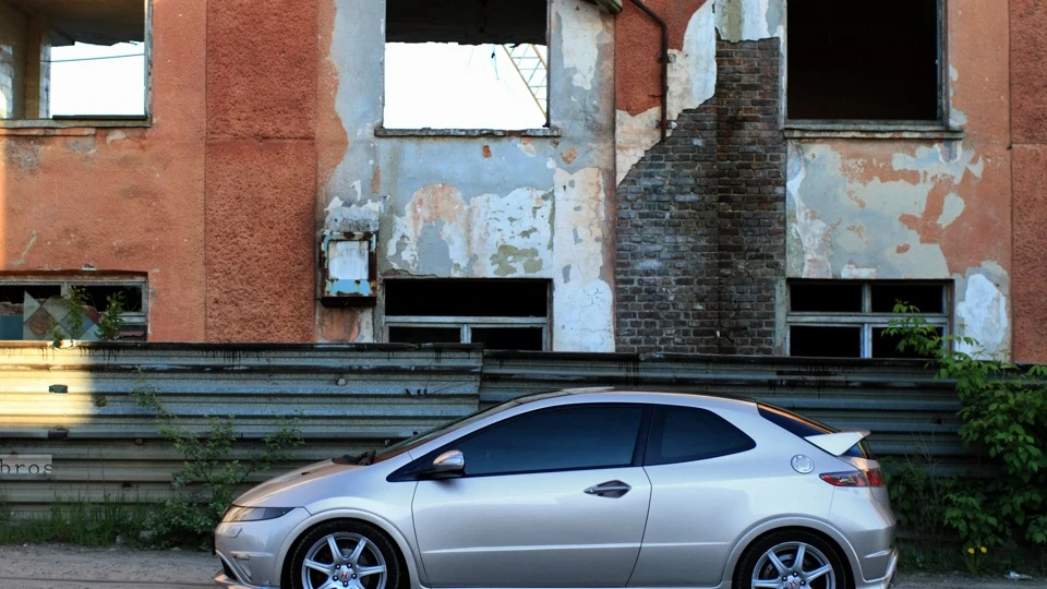 Honda Civic Type R 4