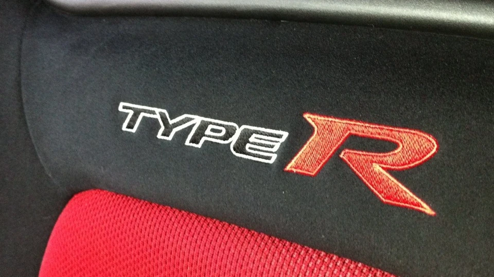 Honda Civic Type R 4
