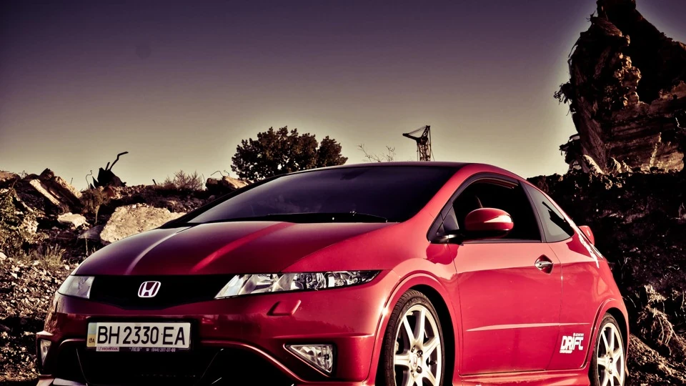 Honda Civic Type R 4