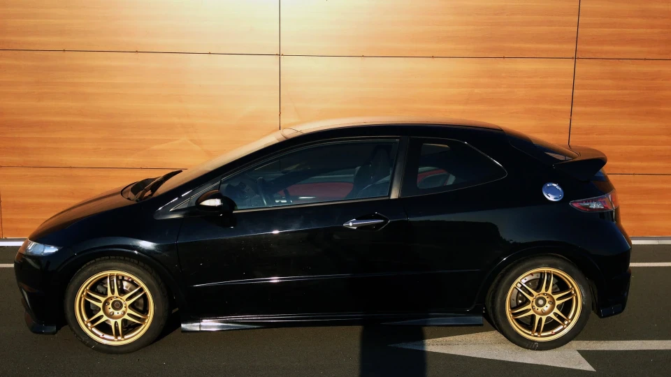 Honda Civic Type R Black&Gold 3