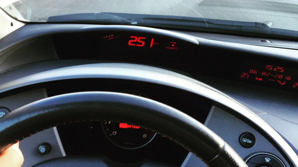 Honda Civic Type R Сокира краще бензопили 4