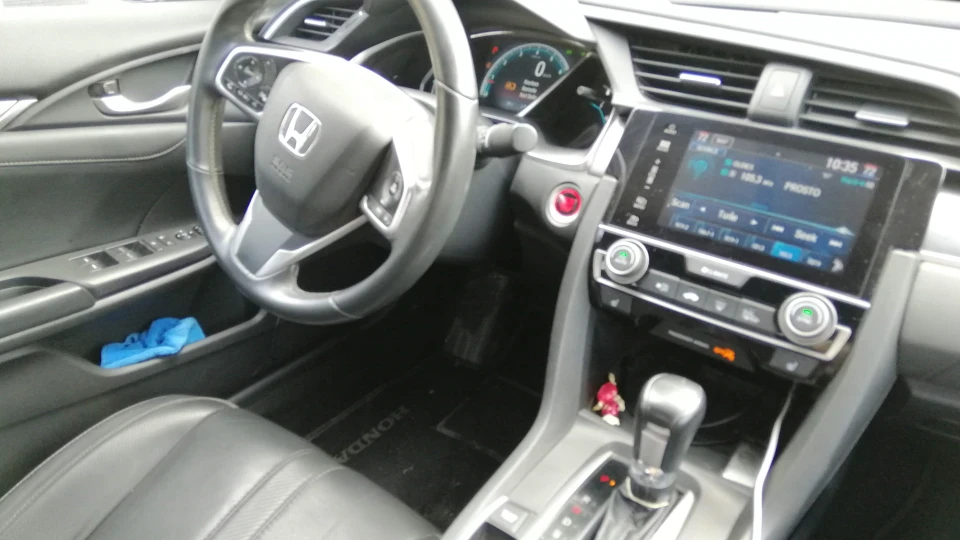 Honda Civic 1,5 турбо туринг 5