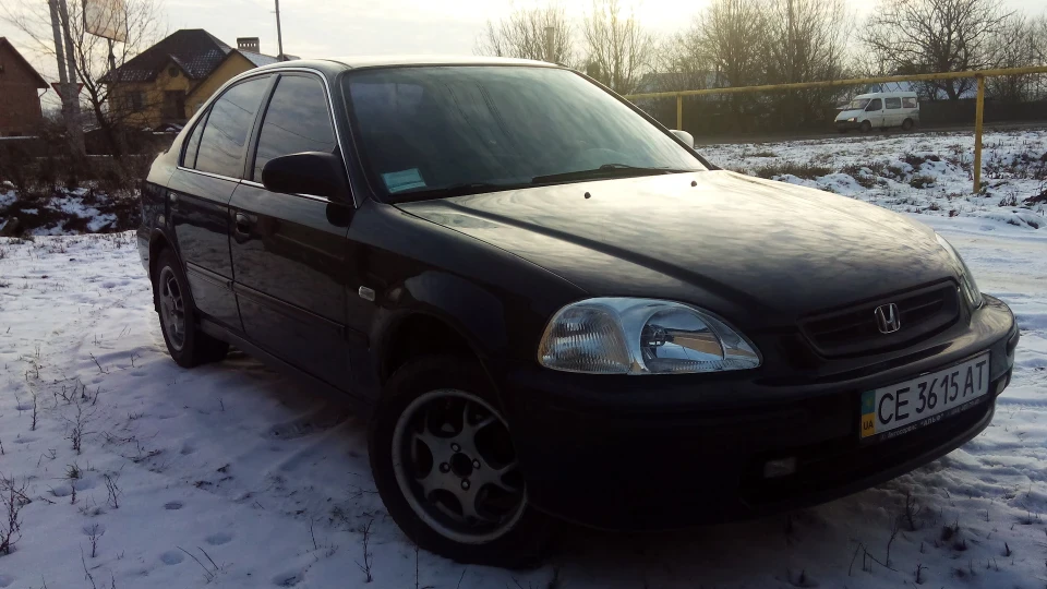 Honda Civic 1.6AT 5