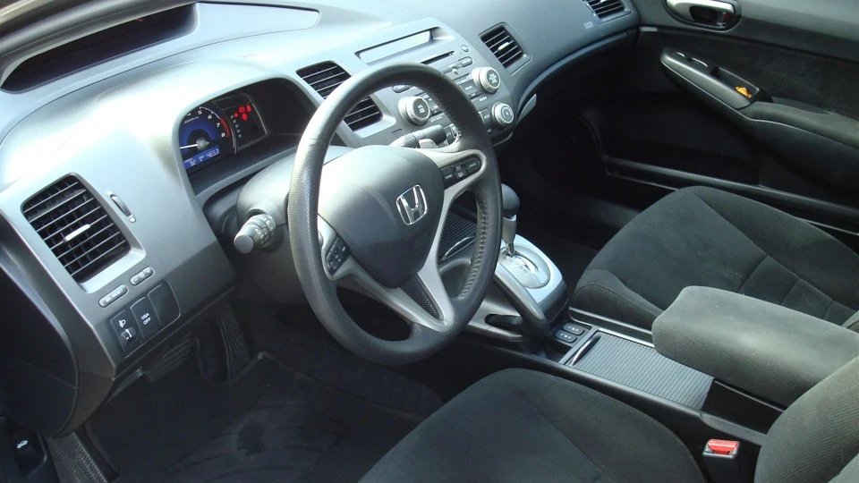Honda Civic 1.8 AT ES