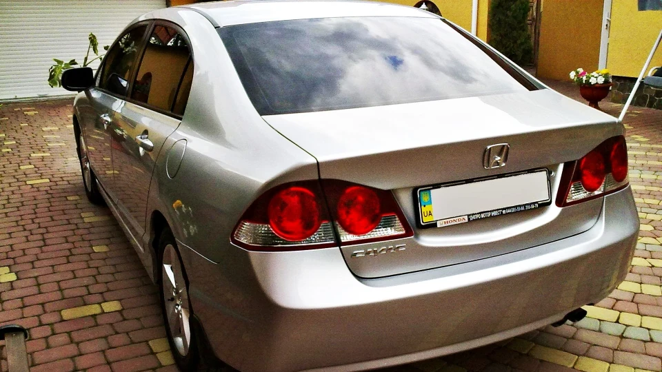 Honda Civic 1.8 AT LS 4