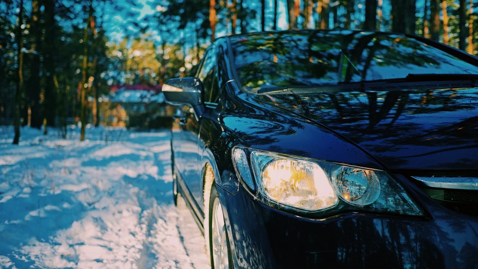 Honda Civic 1.8 dark blue 4