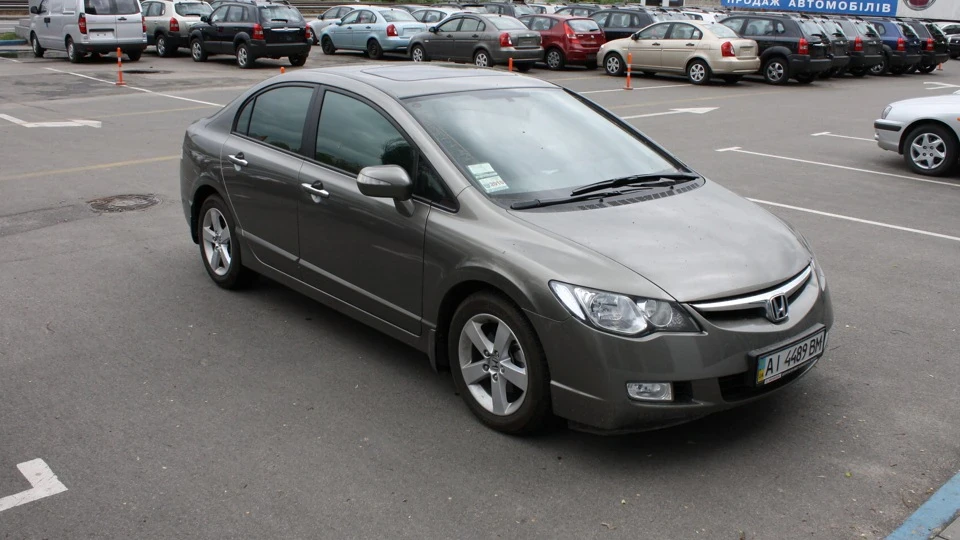 Honda Civic 1.8 ЕХ 4