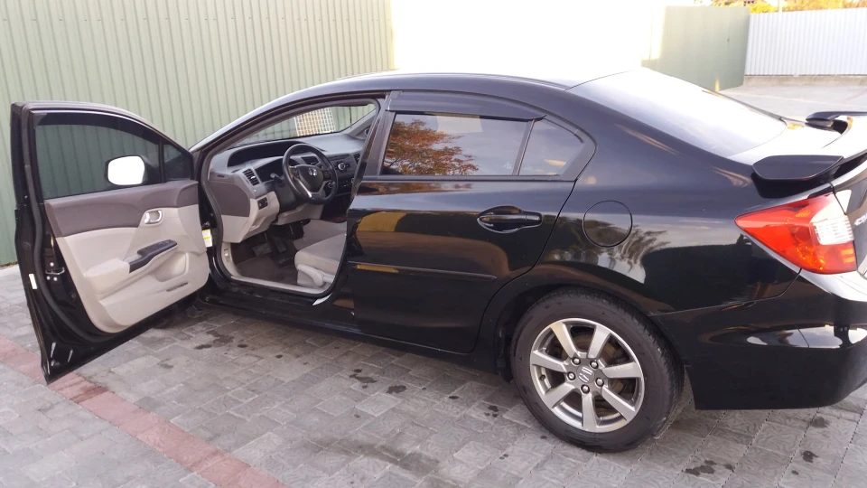 Honda Civic 1.8 EX 2