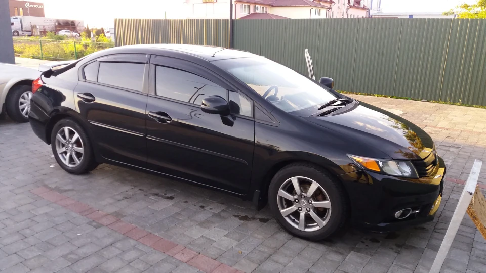 Honda Civic 1.8 EX 3