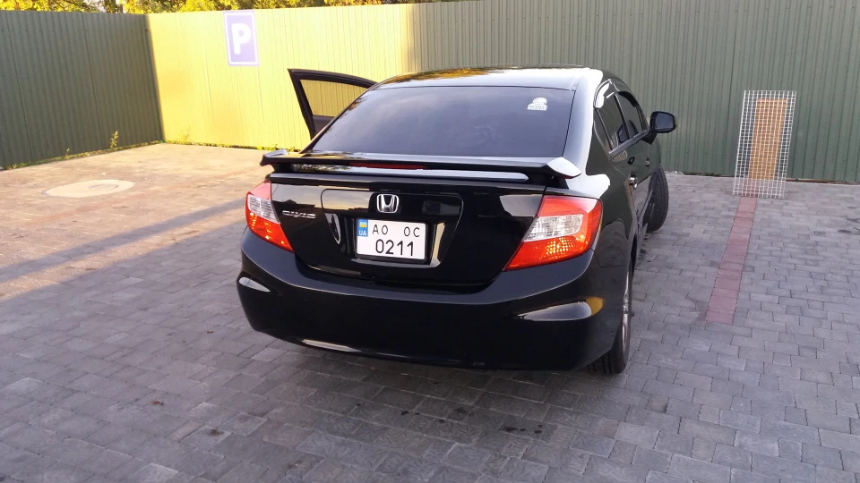 Honda Civic 1.8 EX 4