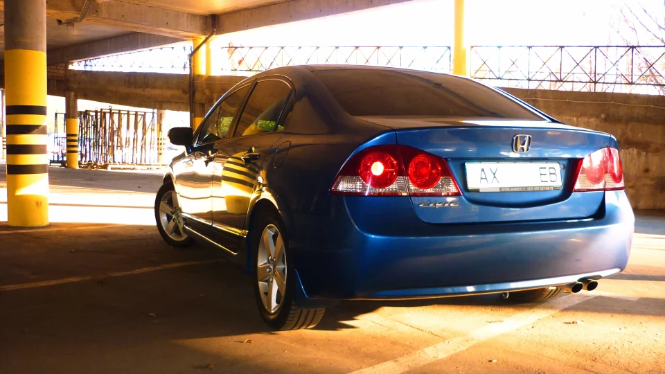 Honda Civic 1.8 EXE 2