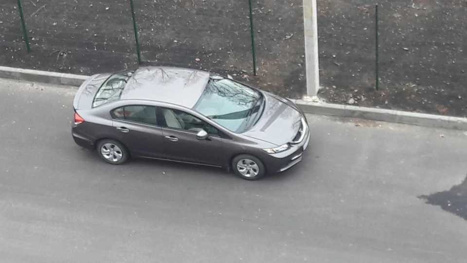 Honda Civic 1.8 i-VTEC USA 3