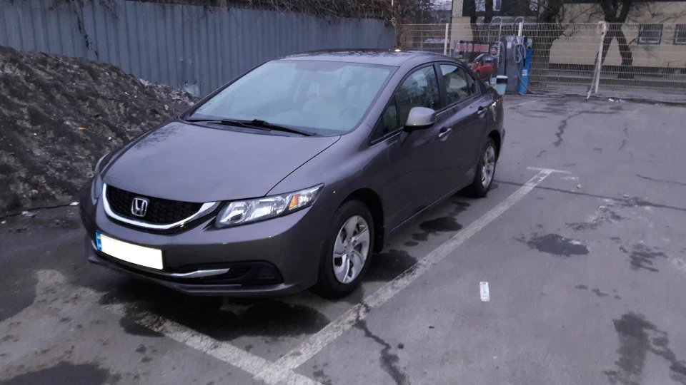 Honda Civic 1.8 i-VTEC USA 4
