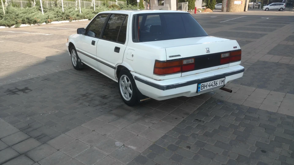 Honda Civic 3 gen CVCC 2