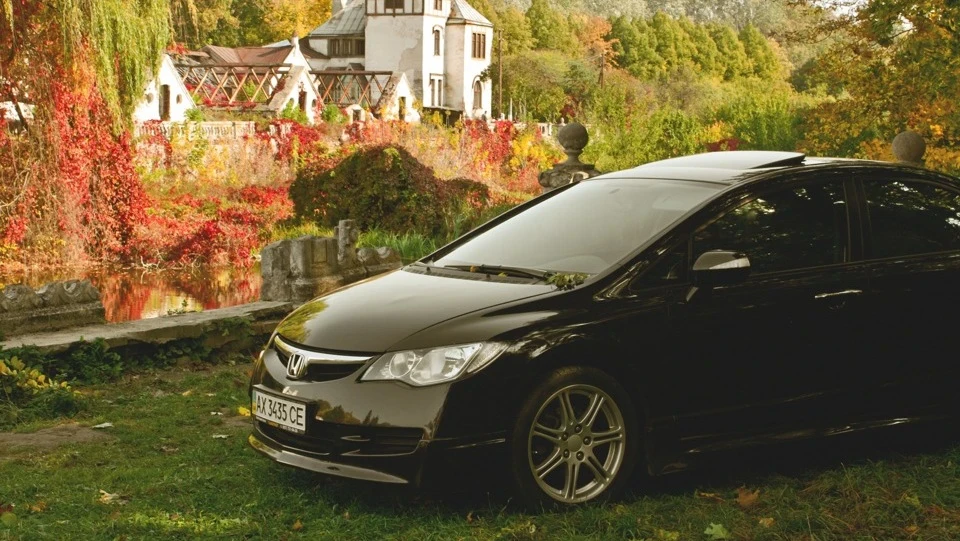 Honda Civic Black Track 4