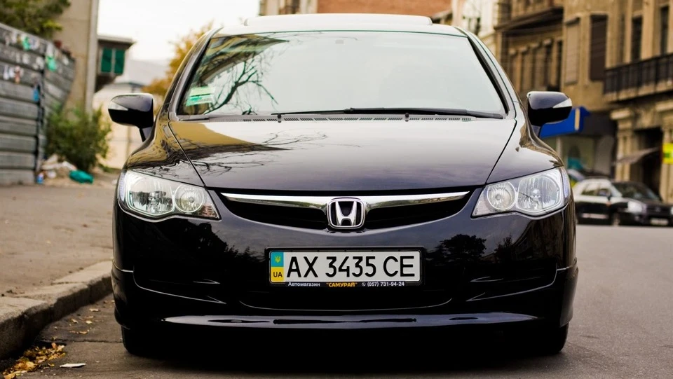 Honda Civic Black Track 5
