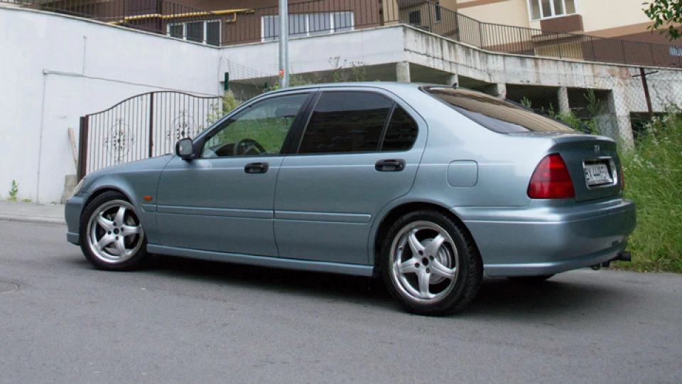 Honda Civic Бадьорий 1.4 2