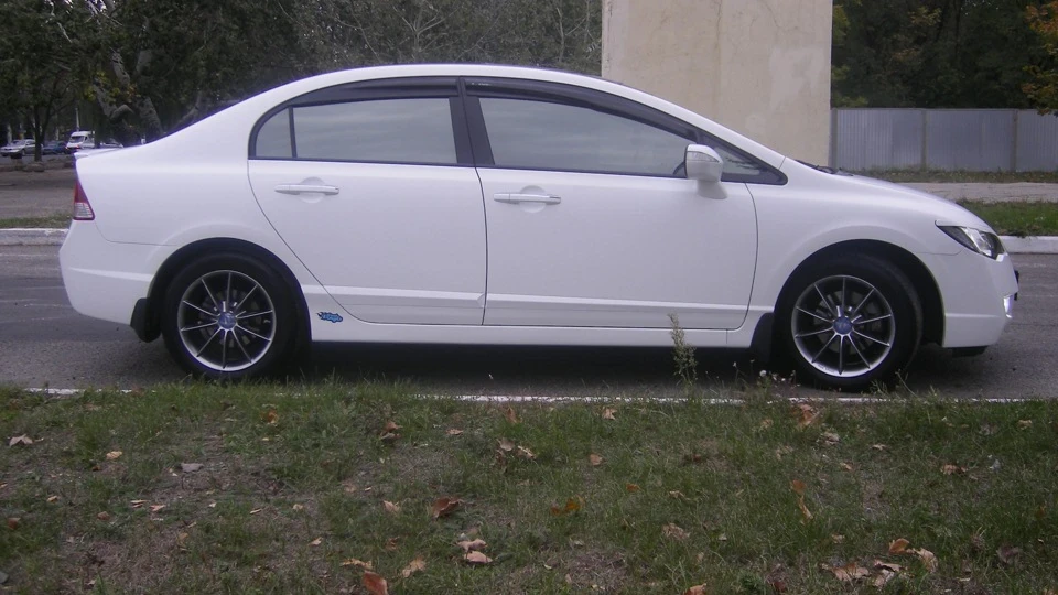 Honda Civic ЧОРНО_БІЛА МАТОВА ДУР 5