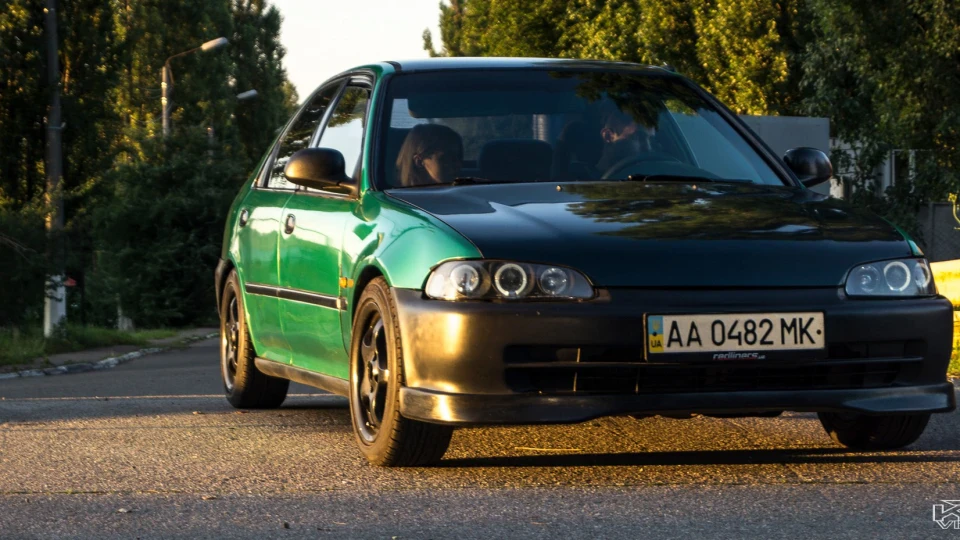 Honda Civic D16Z6 Кажан 3