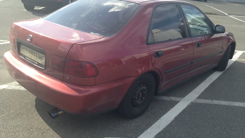 Honda Civic D16Z6 4