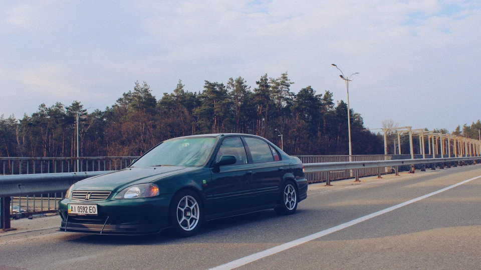 Honda Civic EK4 VTi 3